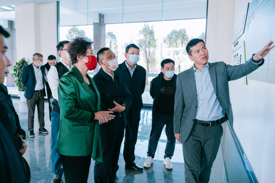 深圳中华职教社到云南农业职业技术学院云安产业学院调研指导