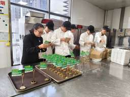 【专业宣传】| 云安农文旅产业学院烹饪工艺与营养专业学生圆满完成云南省餐饮与美食行业协会会员代表大会暨产业发展大会现场教学实践活动